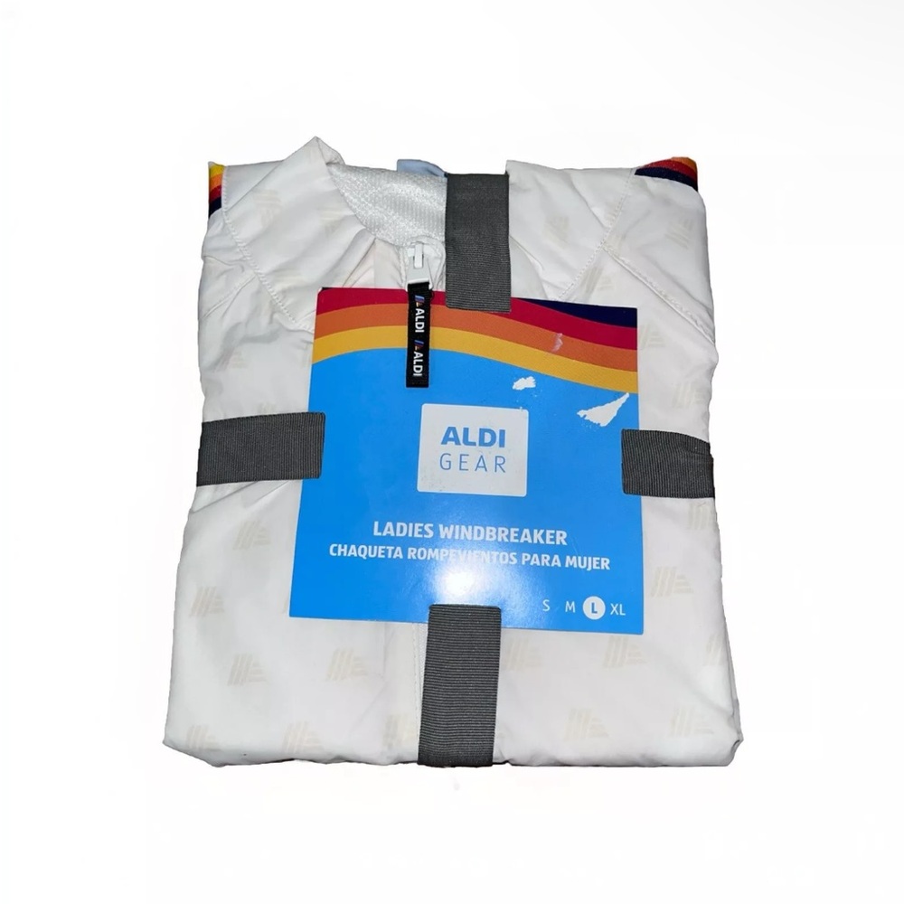 Aldi Gear Fall 2024 Ladies White Windbreaker, Water Resistance W/pockets NWT L